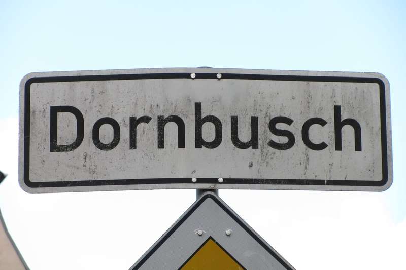 Ortsschild Dornbusch an der Eschersheimer Landstraße