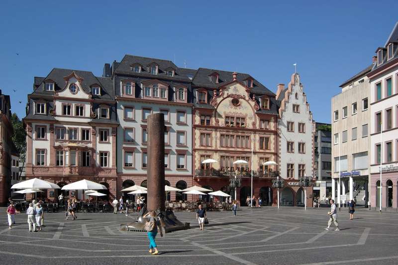 Gasse in der Altstadt von Mainz